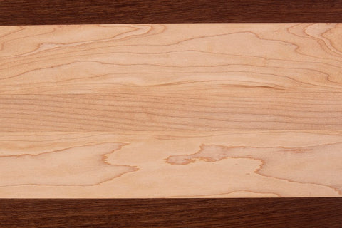 Petite planche à découper en sapele et érable