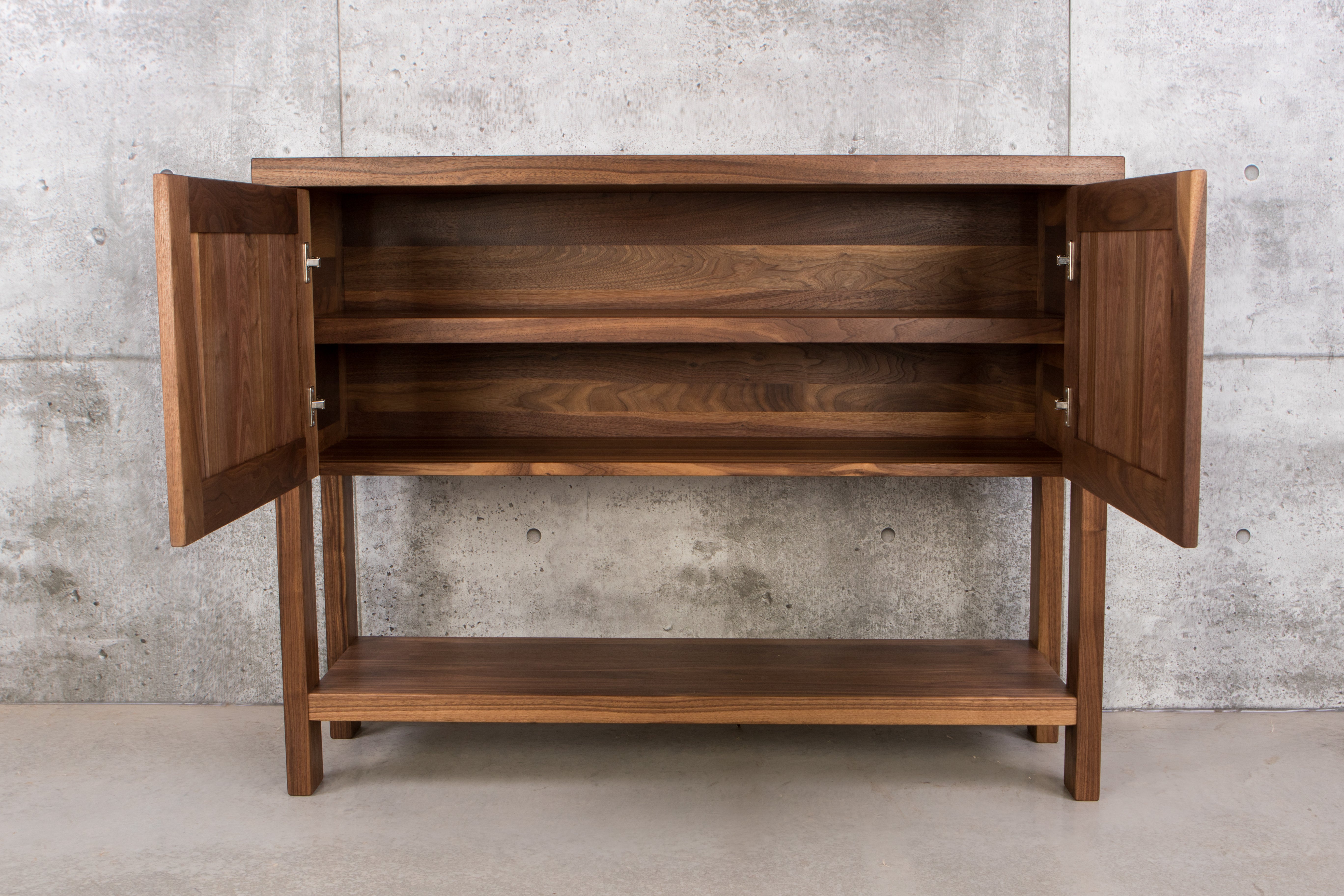 Buffet en bois massif